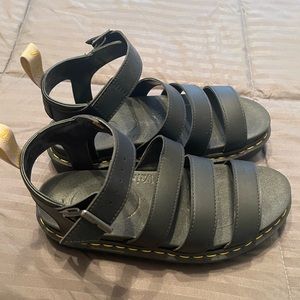DR. MARTENS BLAIRE PLATFORM SANDAL